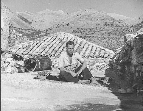 Mani-fot-John-Murray-Collection-patrickleighfermor_org.jpg
