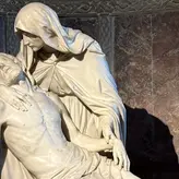Pieta z Bazyliki św. Gerona w Kolonii. Ukończono ją w 1897 r. W tym samym czasie oddano do użytku neoromańską kaplicę, w której umieszczono pietęAutorem rzeźby jest Anton Josef Reiss, rzeźbiarz z Düsseldorfu | fot. ks. Wojciech Nowicki Pieta z Bazyliki św. Gerona w Kolonii. Ukończono ją w 1897 r. W tym samym czasie oddano do użytku neoromańską kaplicę, w której umieszczono pietęAutorem rzeźby jest Anton Josef Reiss, rzeźbiarz z Düsseldorfu | fot. ks. Wojciech Nowicki