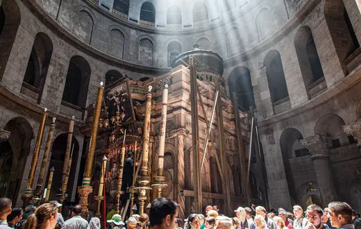 Wnętrze Bazyliki Grobu Pańskiego, 23 maja 2014 r. fot. Karol Porwich/East News