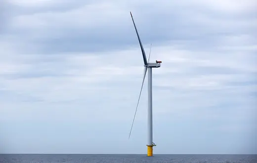 10 lipca do stacji w Choczewie popłynęła po raz pierwszy energia wyprodukowana przez morką farmę wiatrową Baltic Power. Docelowo farma ma dysponować mocą ok. 1,2 GW | Fot. Piotr Matusewicz/East News