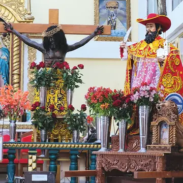 Señor de los Milagros lub Cristo Moreno (Pan od Cudów) w kościele Virgin del Carmen w Aquas Calientes u stóp Machu Picchu