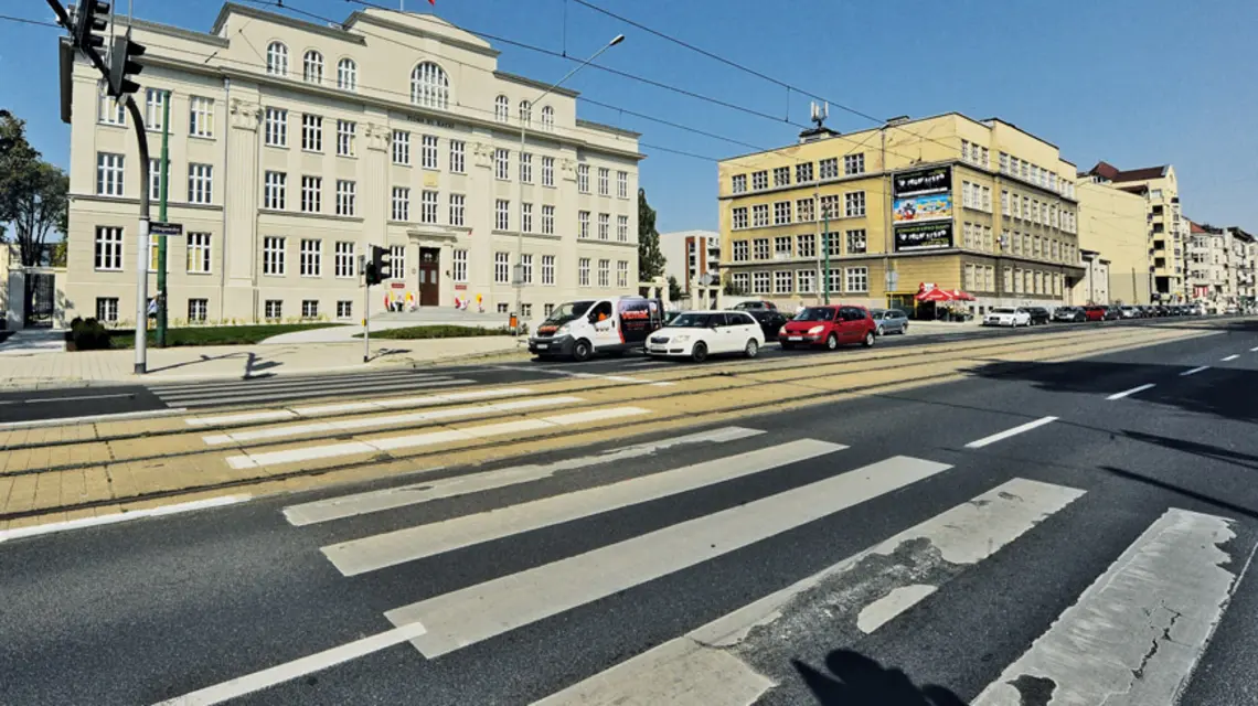 Mimo medialnej i prawnej burzy sprawy budynku po VIII LO zakończyły się ugodą Kościoła i Miasta. Fot. R.Woźniak/PK