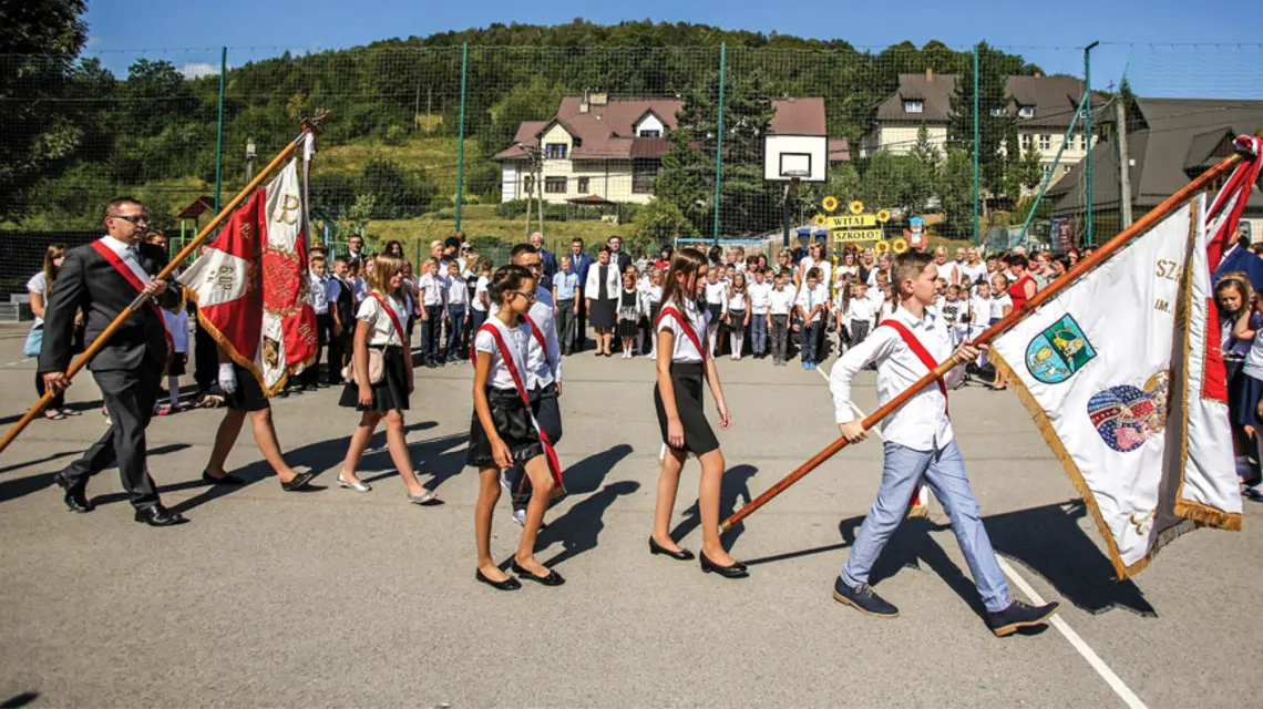 Inauguracja roku szkolnego 2016/2017 w Pcimiu / fot. PAP