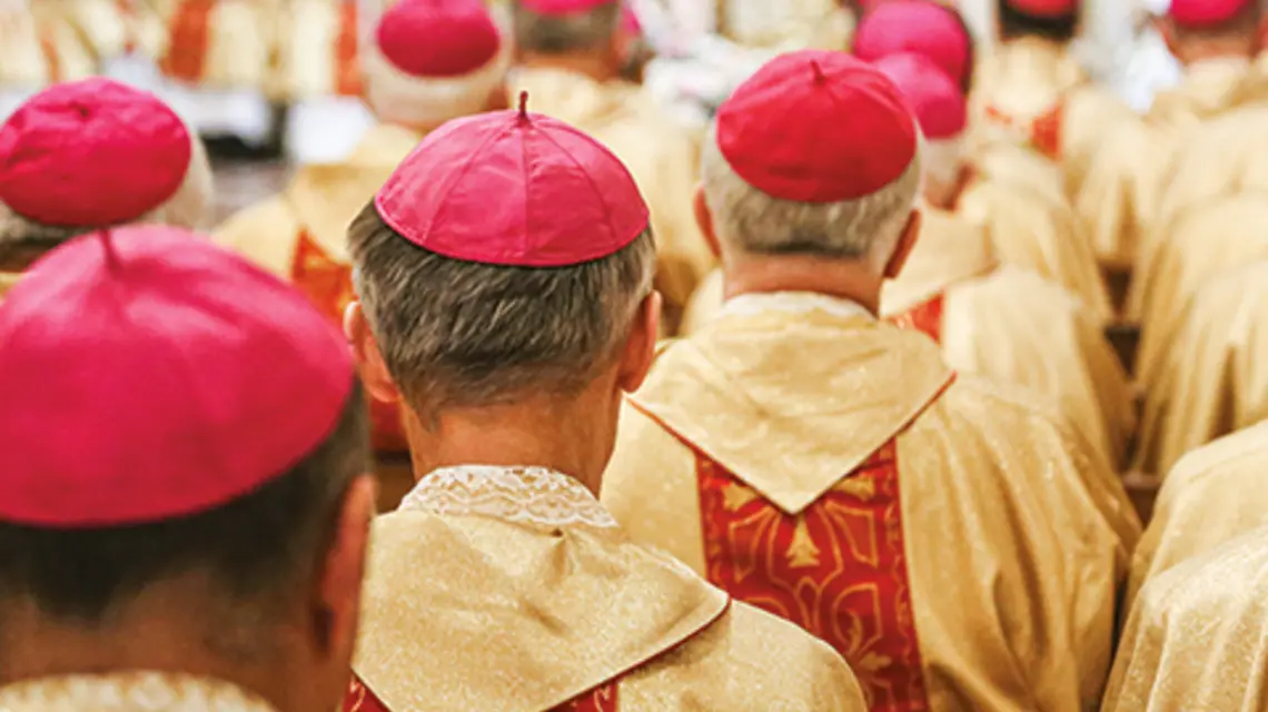 Polscy biskupi podczas zebrania Episkopatu w Pabianicach na początku września. Od tamtego czasu Nuncjatura Apostolska wydała cztery decyzje dotyczące ważnych polskich hierarchów fot. Flikr