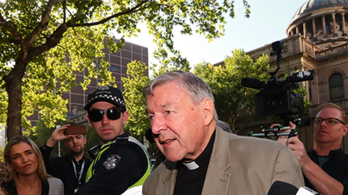 Kard. George Pell został oskarżony o molestowanie seksualne, został uznany winnym i skazany na 6 lat więzienia. W kwietniu 2020 r. wyrok został uchylony fot. Michael Dodge/Getty Images