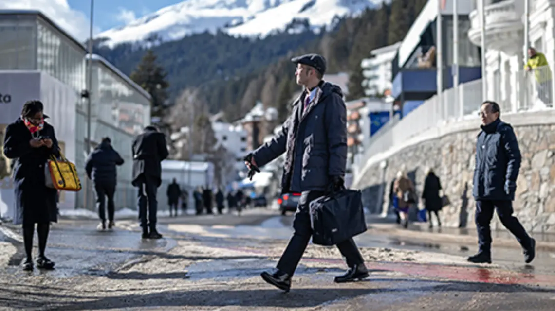 Ponad dwustu miliarderów zaapelowało do polityków w styczniu br., podczas Światowego Forum Ekonomicznego w Davos, aby podnieśli im podatki Fot. Fabrice COFFRINI / AFP/East News