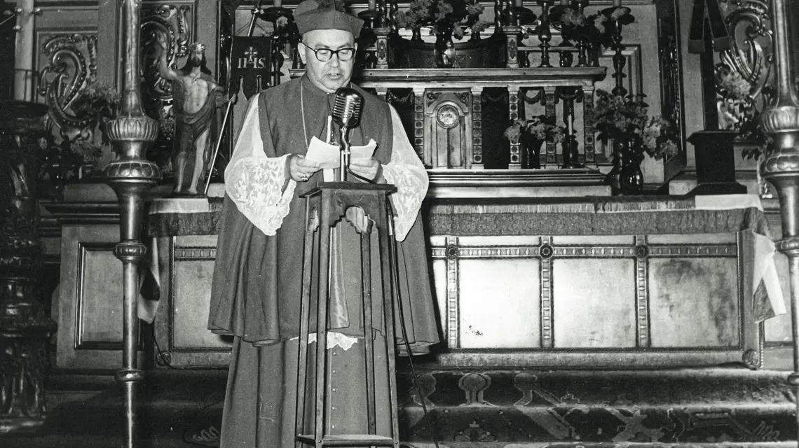 Abp Bolesław Kominek podczas obchodów Tysiąclecia Chrztu Polski w Krakowie, 7 maja 1966 r. fot. NAC