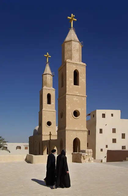 Klasztor św. Antoniego Wielkiego na Pustyni Arabskiej w Egipcie fot. WIKIPEDIA