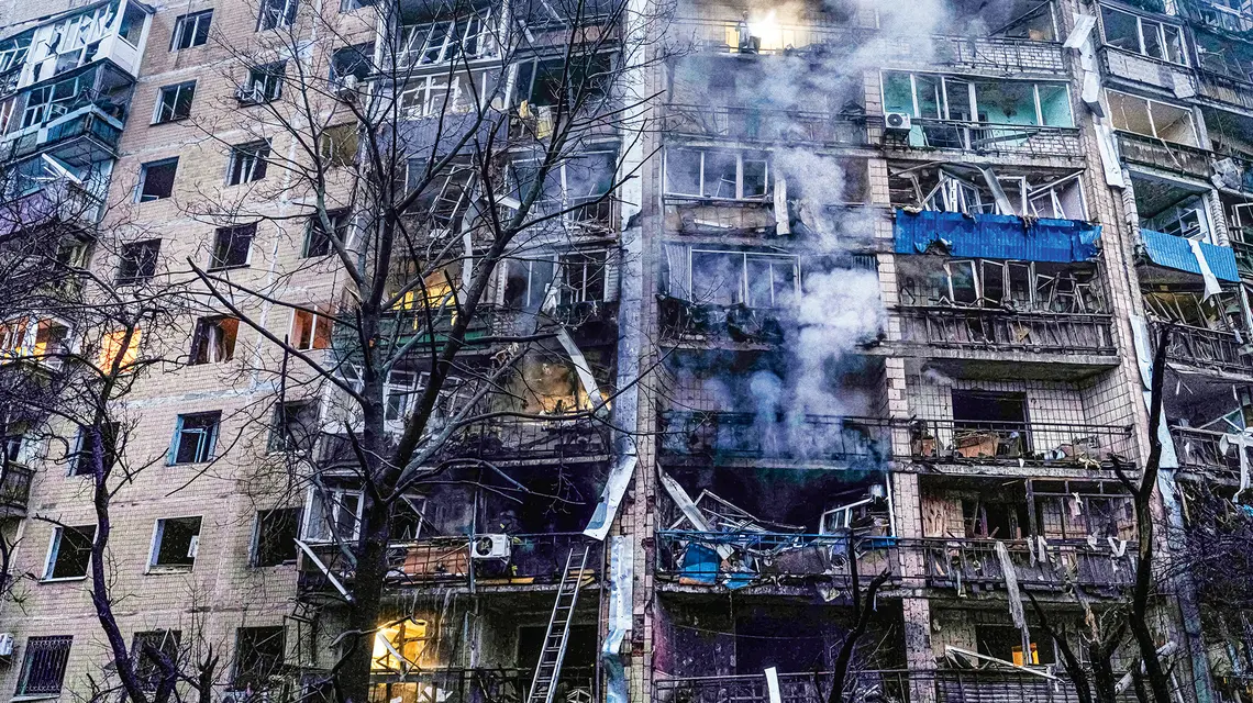Uszkodzony po rosyjskim ataku blok w Kramatorsku w obwodzie donieckim, 8 lutego 2026 r. fot. IRYNA RYBAKOVA/AFP/East News