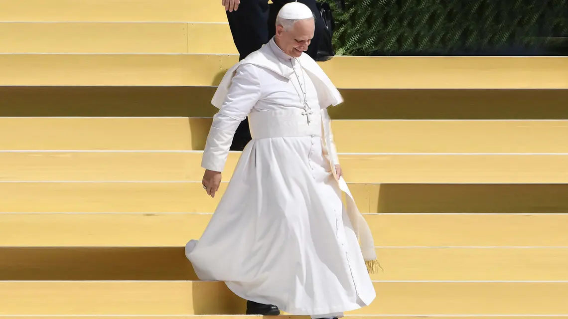 Leon XIV po mszy odprawionej w ramach Jubileuszu Młodzieży na Tor Vergata w Rzymie, 3 sierpnia 2025 r. | fot. Isabella Bonotto/Getty Images