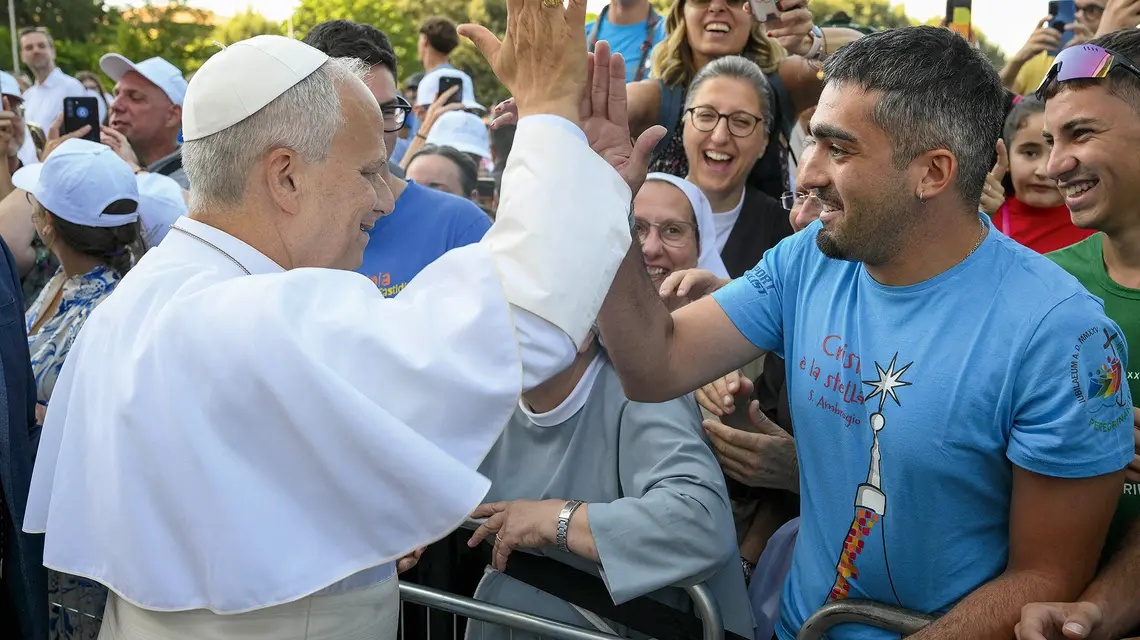 Spotkania młodzieży franciszkańskiej w Asyżu, 6 sierpnia 2026 r. W wydarzeniu wzięło udział ponad 2,5 tys. młodych ludzi | Fot. Abaca Press/East News
