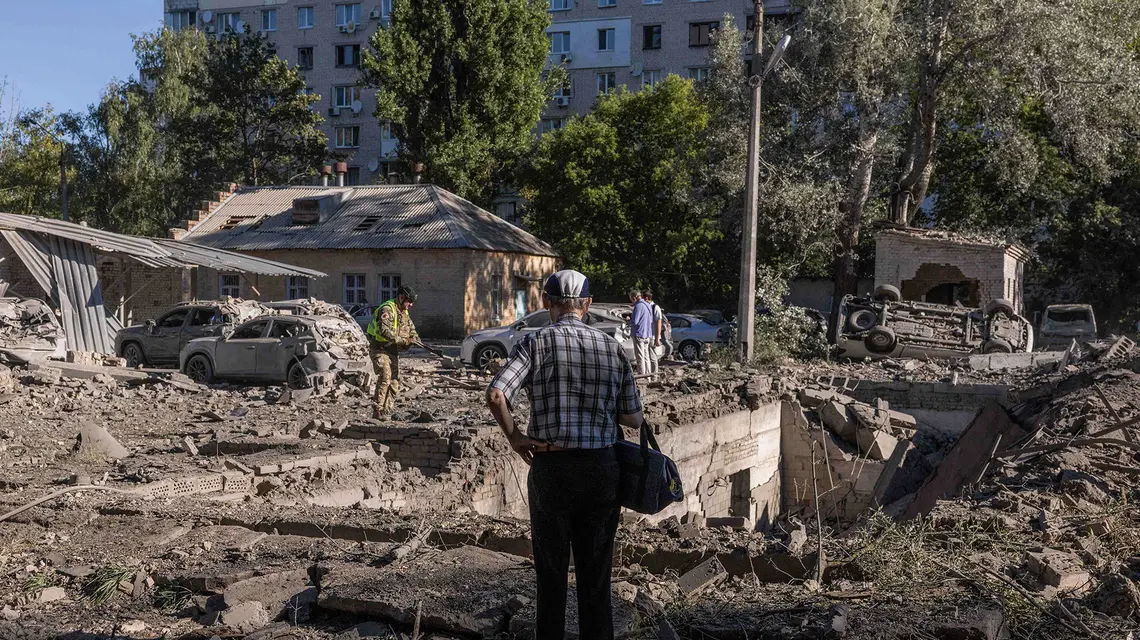 Zniszczenia w Kijowie, 20 sierpnia 2026 r. | fot. Roman Pilipey/AFP/East News