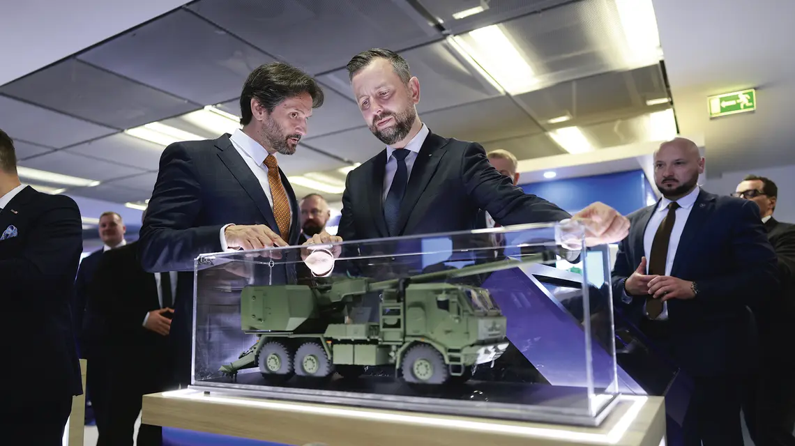Wicepremier i minister obrony narodowej Władysław Kosiniak-Kamysz w czasie targów obronności Defence24 Days w maju 2026 r. Według planu w przyszłym roku na zbrojenia wydamy prawie 200 mld zł, czyli 4,5 proc. PKB | fot. Filip Naumienko/Reporter/East News 