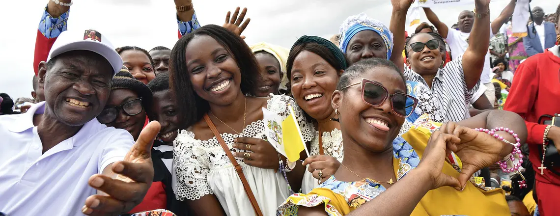 w Jaunde, kończącej wizytę papieża w Kamerunie, uczestniczyło 200 tys. wiernych fot. Abaca press/East News, Matteo Pernaselci/ Vatican Media/ Vatican Pool/Getty Images
