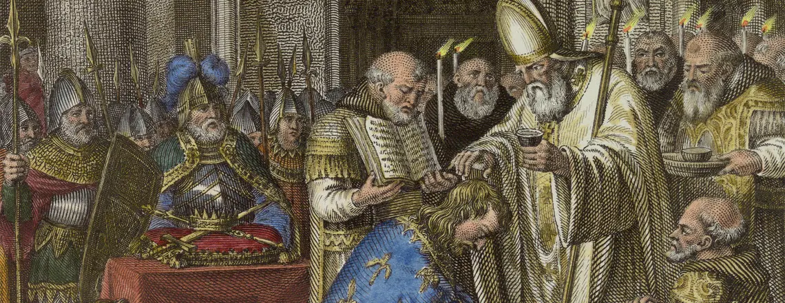 Namaszczenie Pepina Krótkiego przez papieskiego legata, arcybiskupa Bonifacego, w Soissons w 751 r. | Fot. AKG Images/East News
