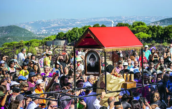 Monaster Annaja, gdzie znajduje się grób św. Szarbela, XIX-wiecznego pustelnika i cudotwórcy, przyciąga tłumy wiernych fot. Antoine Mekary/ Getty images
