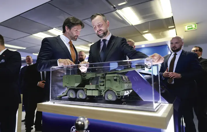 Wicepremier i minister obrony narodowej Władysław Kosiniak-Kamysz w czasie targów obronności Defence24 Days w maju 2026 r. Według planu w przyszłym roku na zbrojenia wydamy prawie 200 mld zł, czyli 4,5 proc. PKB | fot. Filip Naumienko/Reporter/East News 