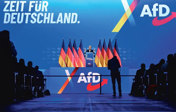 Kongres Alternatywy dla Niemiec w Erfurcie, 4 lipca 2026 r. W 2024 w wyborach do Landtagu Turyngii, której stolicą jest Erfurt, ugrupowanie otrzymało ponad 30 proc. głosów i tylko dzięki utworzeniu przez pozostałe partie wielkiej koalicji AfD nie dopuszczono do rządów | fot. John Macdougall/AFP/East News